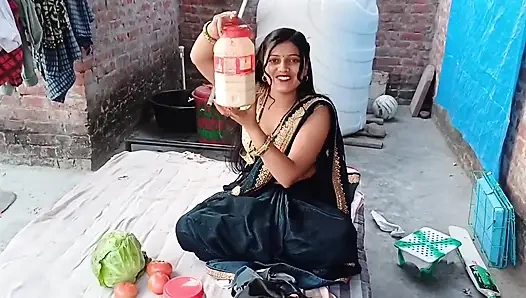 Üvey baba Hintli üvey kızıyla odada sert seks yapıyor (Mohini)