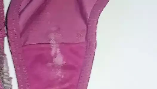 Kirli kullanılan külot tanga itibaren benim kuzenim