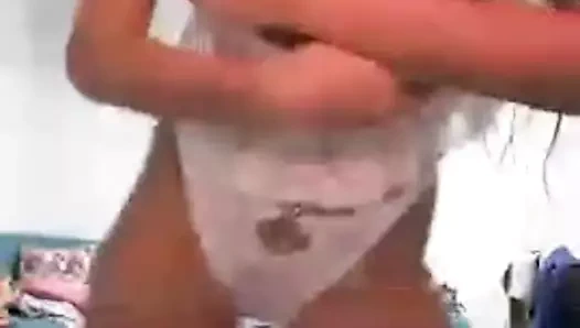 Abla kardes evde show 11dk  xturkadult com