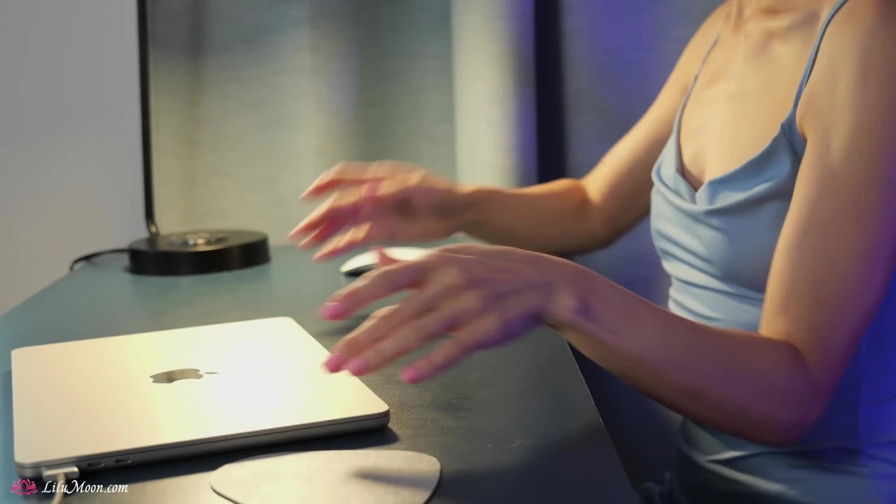 Office Dildo Ride Turns Into Creampie & Squirt When Boss Catches Me