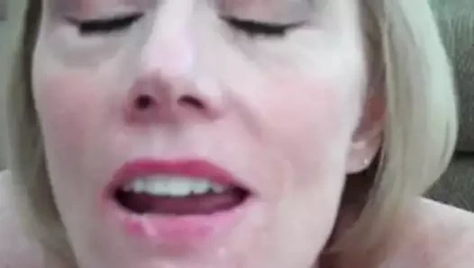 Olgun evli kadın amımı kullan diyor!