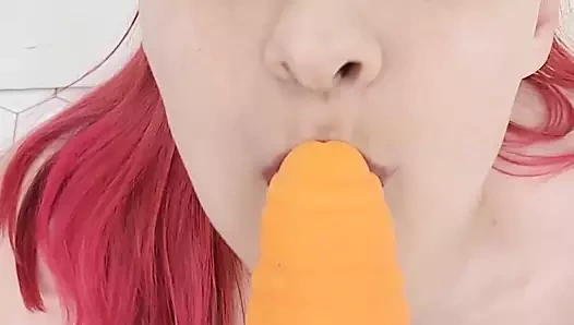 dizlerimin üstündeyim tatlım