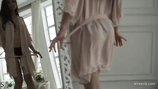 Nicoleq video yayın stasyq 247