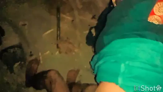 Hintli üvey kız kardeş en iyi sikişiyor Hintli köy pornosu xhamaster.com