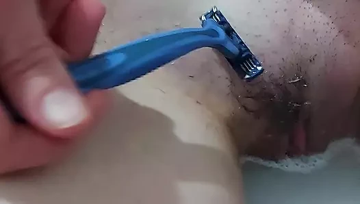 Tıraşlı amcık. Close!