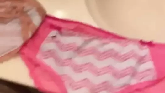 Külot arkadaşlar adım anne