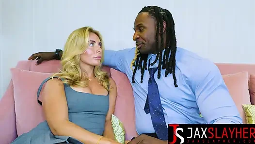 İngiliz orta yaşlı seksi kadın bonnie blue büyük zenci yarağına binmeyi seviyor