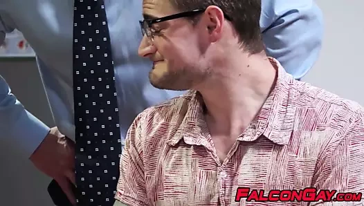 Tattoed stud pounding guys hole after rimming and sucking