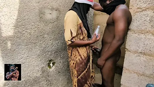 Lil yarak Noel gününde seksi şeker amcığı sikiyor