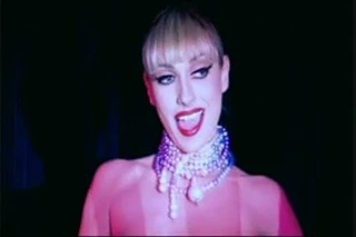 Ama ben iyi bir kızım - ustalık. papatya mavisi