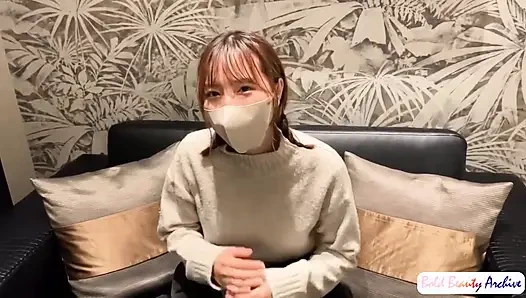 Hızlı bir erkek arkadaşla çıkıyor ve sonunda sürekli zevki keşfediyor ve yeniden yazılıyor samimiyet