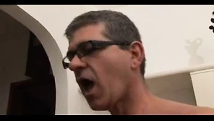 Pigtailed bonde gets becerdin