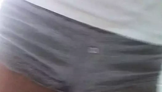 Beni işerken görmek ister misin?