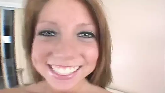 Redhead genç oral seks ve sikme