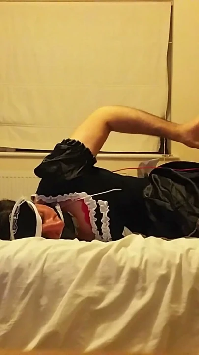 Sissymaid kendini bağlama penis tıkaç ve dildo ile | Bölüm 1