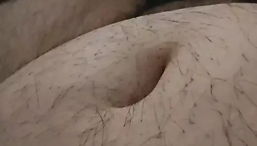 Üvey anne üvey oğluna prezervatifsiz büyük yarağı kucaklıyor