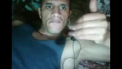 azgın arap adam üzerinde cam