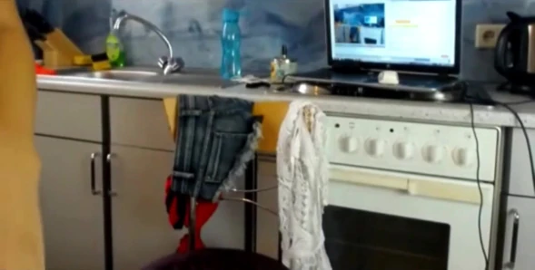 Seksi duyumlar: götünü aç ve twerk ile kalbini yarıştır