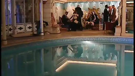 İtalyan klasik grup seks partisi ve çılgın ve rüya gibi sikişte çifte penetrasyon