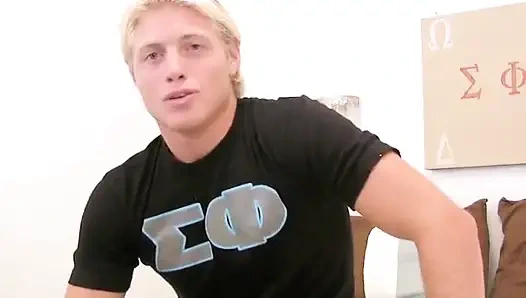 Hurley: ateşli sarışın cankurtaran sörfçü