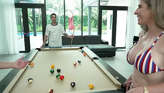 Cory Chase amerikayı çifte doldurularak kutluyor