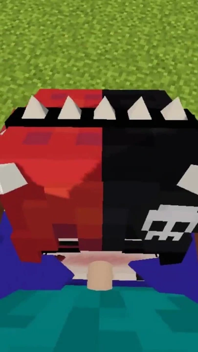 İnek gibi giyinmiş güzel kız onu sağmamı ve ona sütümü vermemi istiyor | Klip 1