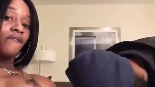 siyah dostum emme siyah transeksüel