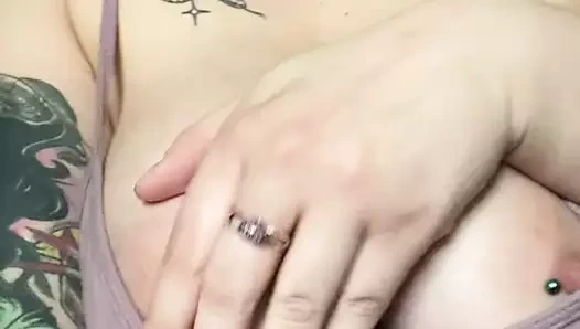 Kayda değer baştankara ve kıskaç sallama