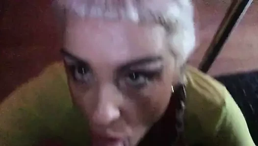 Geh in die Knie und lutsch 2.