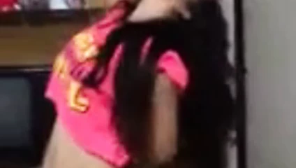 seksi kız ve sevimli dans 2