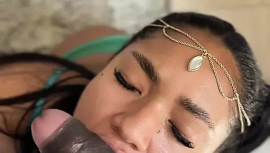 Hintli kız bana lezzetli bir sakso çekiyor -amatör çift- nysdel