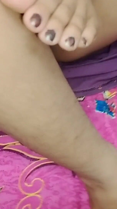 Hintli seksi yenge parmaklıyor, Hintli ateşli evli kadın | Klip 3