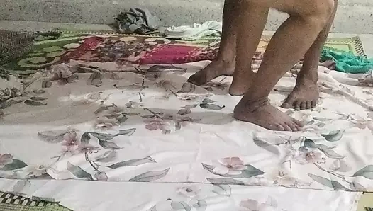 Rose kocasına ağzıyla bakıyor