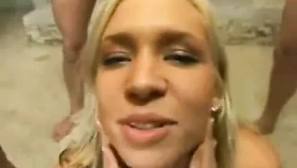 Kacey Jordan boşalıyor