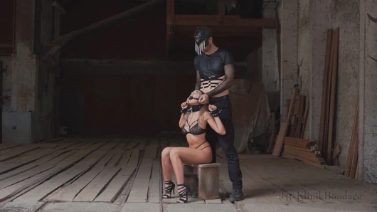 Sapık esaret yaka ve tasma ile azdırma