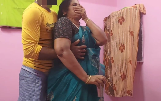 Hintli teyze yongboy ile seks yapıyor