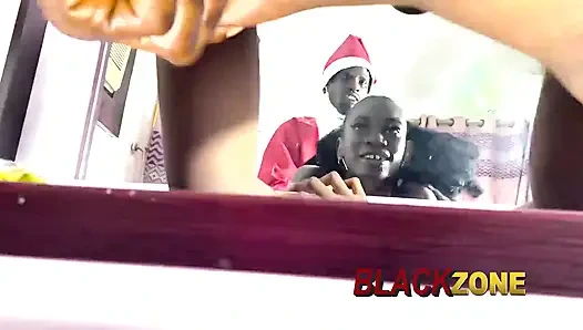 Noel baba ziyareti Noel Baba ile Noel gününde sekse dönüşüyor