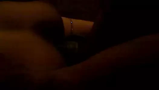 Sürtük evli kadın 11 inçlik büyük zenci yarağı alıyor