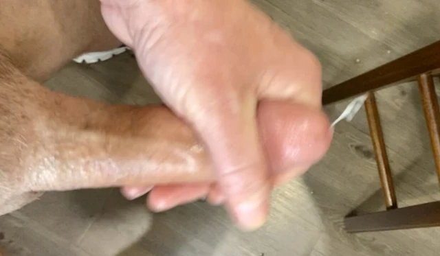 Big Stroker Toy Makes Me Cum Four Times! POV Demo