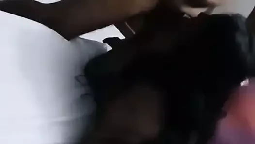 Hint desi eş üçlü