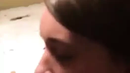 Gerçek güzel el ve oral seks