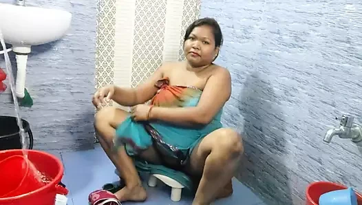 Hintli ev hanımı seksi şov 21