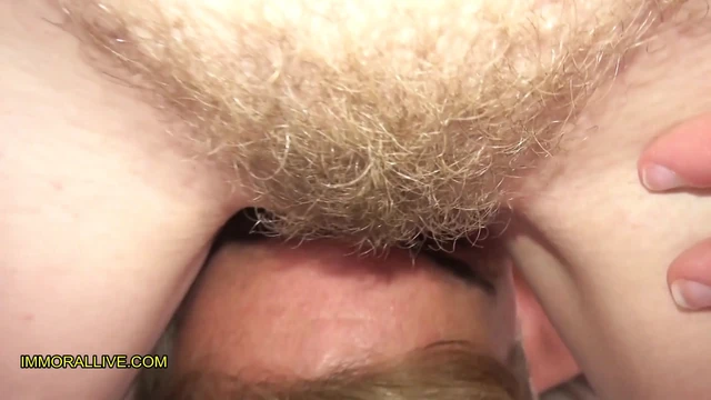 Yoğun fışkırtma orgazmı Carly Rae'ye 'amım mahvoldu' dedirtiyor - İngiliz sürtük artık dayanamıyor!