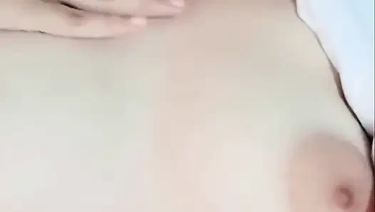 Bu çocukların şortunda götüm iyi görünüyor mu?