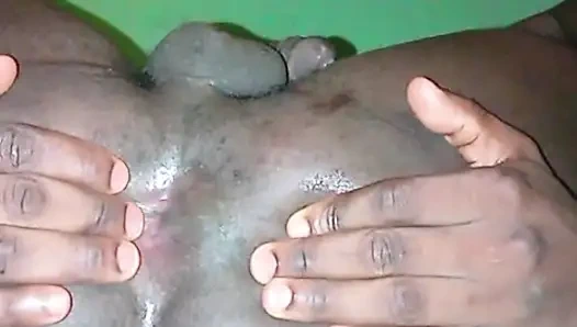 GÖT ATEŞIN ÜZERINDE BÜYÜK YARAK.