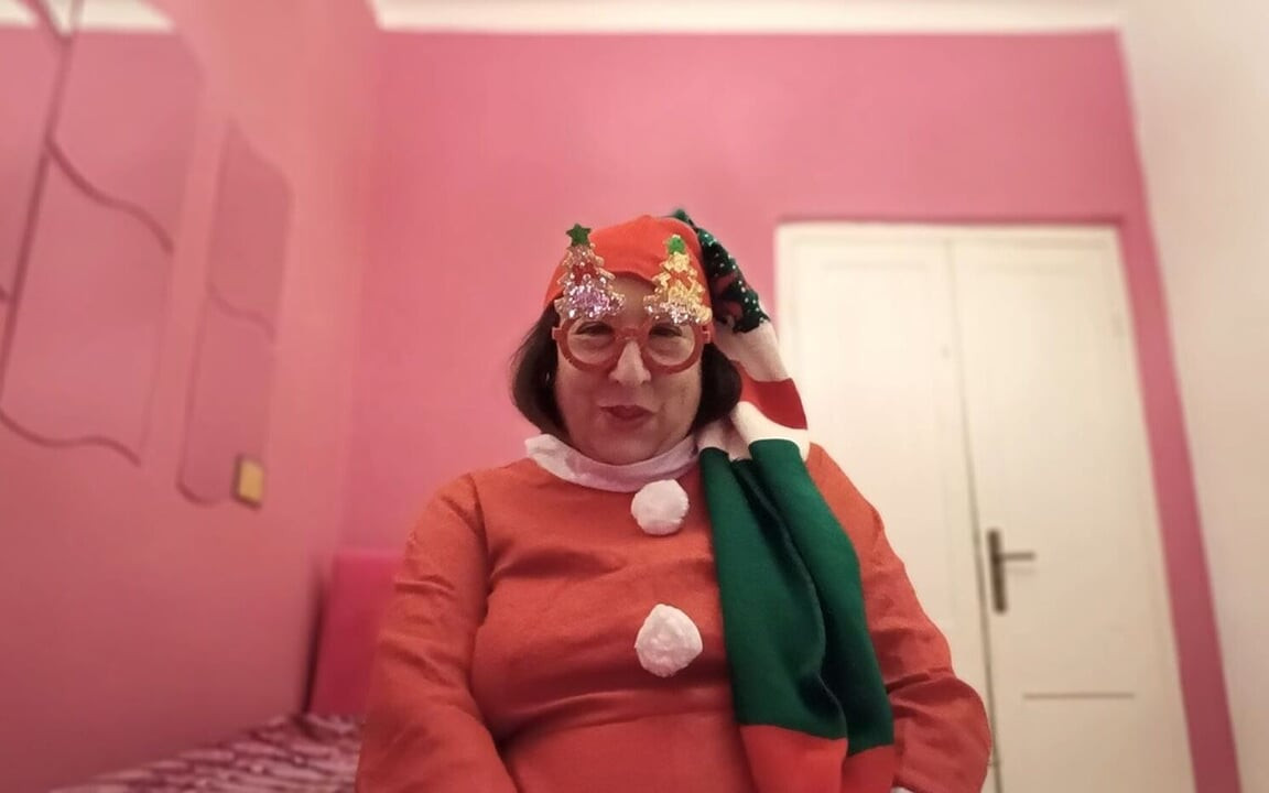 Veronica Rossi Yetkili - Veronica Rossi Resmi - Sınırları Aşan Bir Noel Zevki