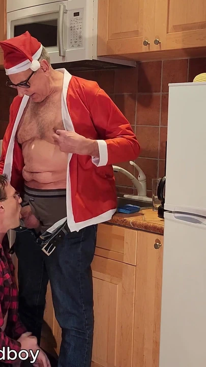 Russie'yi Noel Baba'yı emiyor | Klip 1