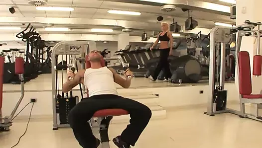 LUNA STERN LA MIA PRIMA VOLTA - bölüm 1