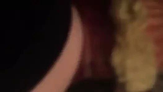 Yatak odamın dolabında çırpınan yastık