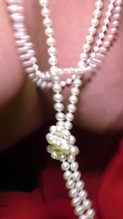 İri göğüslü Alman orta yaşlı seksi kadınlar ilk vahşi grup seks partisi